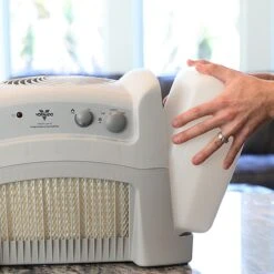 Vornado Evap40 Vortex Evaporative Humidifier 12 Vornado Evap40 Vortex Evaporative Humidifier -Home Furnishings Store vornado evap40 tankremoval lifestyle